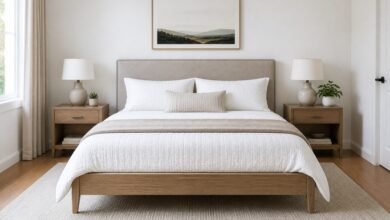 queen bed size in modern bedroom interior layout